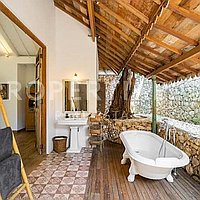 Stunning Traditional Villa In Bingin Steps From The Beach. Villas in Bali for Sale: Вилла в Бингин, Балиан за 2022 тыс. USD. Leasehold. Предварительный просмотр фото #8