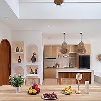 Unique Three-Bedroom Villa Featuring Rooftop Lounge and Jacuzzi, Near Balangan Beach. Villas in Bali for Sale: Вилла в Баланган, Балиан за 255 тыс. USD. Leasehold. Предварительный просмотр фото #4