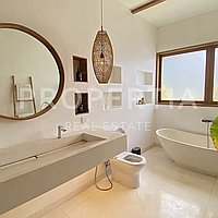 Mediterranean Tropical Villa In The Heart Of Bingin. Villas in Bali for Sale: Вилла в Бингин, Балиан за 973 тыс. USD. Leasehold. Предварительный просмотр фото #4