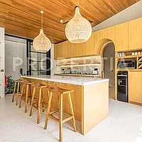 Modern Tropical Family Home In Bingin. Villas in Bali for Sale: Вилла в Бингин, Балиан за 580 тыс. USD. Leasehold. Предварительный просмотр фото #3