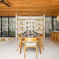 Modern Tropical Family Home In Bingin. Villas in Bali for Sale: Вилла в Бингин, Балиан за 580 тыс. USD. Leasehold. Предварительный просмотр фото #2