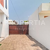 Modern Tropical Family Villa In Bingin. Villas in Bali for Sale: Вилла в Бингин, Балиан за 400 тыс. USD. Leasehold. Предварительный просмотр фото #24