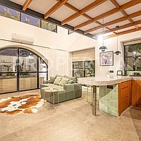 Tropical One-Bedroom Villa Minutes From Bingin Beach. Villas in Bali for Sale: Vila di dalam Bingin, Bali untuk 3,0 Miliar IDR. Leasehold. Pratinjau foto #11