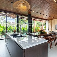 Turnkey 4 Bedroom Finished Villa In Berawa. Villas in Bali for Sale: Вилла в Берава (Чангу), Балиан за 46,0 млн. RUB. Leasehold. Предварительный просмотр фото #3