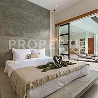 Modern Tropical Retreat In Prime Berawa. Villas in Bali for Sale: Вилла в Берава (Чангу), Балиан за 26,8 млн. RUB. Leasehold. Предварительный просмотр фото #10