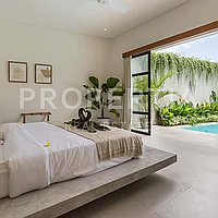 Modern Tropical Retreat In Prime Berawa. Villas in Bali for Sale: Вилла в Берава (Чангу), Балиан за 26,5 млн. RUB. Leasehold. Предварительный просмотр фото #5