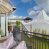 Brand New Four-Bedroom Joglo Villa with Breathtaking Rice Field Views in Canggu. Villas in Bali for Sale: Вилла в Чангу, Балиан за 249 тыс. USD. Leasehold. Предварительный просмотр фото #1