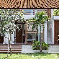 Elegant 3-Bedroom Villa In Heart Of Canggu. Villas in Bali for Sale: Вилла в Чангу, Балиан за 308 тыс. USD. Leasehold. Предварительный просмотр фото #3