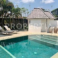 Stunning Villa Steps From The Beach. Villas in Bali for Sale: Vila di dalam Pererenan (Canggu), Bali untuk 6,9 Miliar IDR. Leasehold. Pratinjau foto #11