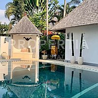 Stunning Villa Steps From The Beach. Villas in Bali for Sale: Vila di dalam Pererenan (Canggu), Bali untuk 6,9 Miliar IDR. Leasehold. Pratinjau foto #10