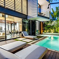 Luxurious 3-bedroom villa retreat near Berawa beach. Villas in Bali for Sale: Вилла в Чангу, Балиан за 436 тыс. USD. Leasehold. Предварительный просмотр фото #1