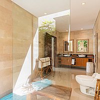 Serene three bedroom villa in central Berawa for lease. Villas in Bali for Sale: Вилла в Чангу, Балиан за 552 тыс. USD. Leasehold. Предварительный просмотр фото #11