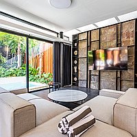 Modern gated estate villa, walk to beach in Berawa. Villas in Bali for Sale: Вилла в Чангу, Балиан за 439 тыс. USD. Leasehold. Предварительный просмотр фото #4