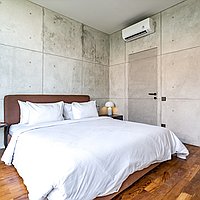 Modern gated estate villa, walk to beach in Berawa. Villas in Bali for Sale: Вилла в Чангу, Балиан за 439 тыс. USD. Leasehold. Предварительный просмотр фото #13