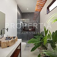 Timeless Tropical Villa In The Heart Of Canggu. Villas in Bali for Sale: Vila di dalam Canggu, Bali untuk 16 Miliar IDR. Leasehold. Pratinjau foto #9