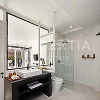 Timeless Tropical Villa In The Heart Of Canggu. Villas in Bali for Sale: Vila di dalam Canggu, Bali untuk 16 Miliar IDR. Leasehold. Pratinjau foto #12