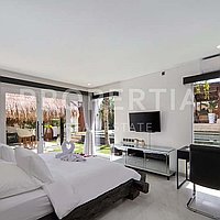 Timeless Tropical Villa In The Heart Of Canggu. Villas in Bali for Sale: Vila di dalam Canggu, Bali untuk 16 Miliar IDR. Leasehold. Pratinjau foto #17