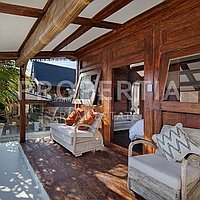 Timeless Tropical Villa In The Heart Of Canggu. Villas in Bali for Sale: Vila di dalam Canggu, Bali untuk 16 Miliar IDR. Leasehold. Pratinjau foto #16