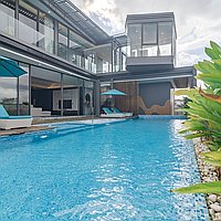 The epitome of luxury living in Bumbak. Villas in Bali for Sale: Вилла в Чангу, Балиан за 1749 тыс. USD. Freehold. Предварительный просмотр фото #1