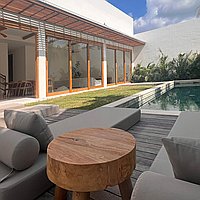 Charming Three-Bedroom Villa with Rooftop and Long Lease in Padonan. Villas in Bali for Sale: Вилла в Чангу, Балиан за 31,5 млн. RUB. Leasehold. Предварительный просмотр фото #1