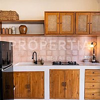 One Of A Kind Fantastic Villa Offer. Villas in Bali for Sale: Вилла в Берава (Чангу), Балиан за 251 тыс. USD. Leasehold. Предварительный просмотр фото #4