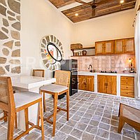 One Of A Kind Fantastic Villa Offer. Villas in Bali for Sale: Вилла в Берава (Чангу), Балиан за 19,7 млн. RUB. Leasehold. Предварительный просмотр фото #1