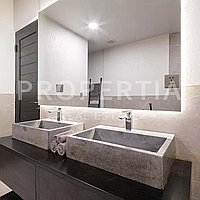 Beautiful Modern Villa In Berawa. Villas in Bali for Sale: Вилла в Чангу, Балиан за 20,4 млн. RUB. Leasehold. Предварительный просмотр фото #9