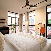 Beautiful Modern Villa In Berawa. Villas in Bali for Sale: Вилла в Чангу, Балиан за 20,4 млн. RUB. Leasehold. Предварительный просмотр фото #12