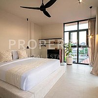 Beautiful Modern Villa In Berawa. Villas in Bali for Sale: Вилла в Чангу, Балиан за 20,4 млн. RUB. Leasehold. Предварительный просмотр фото #11