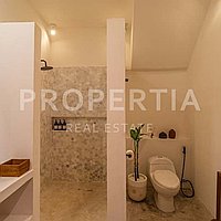 Tranquil Modern Villa In Berawa. Villas in Bali for Sale: Vila di dalam Berawa (Canggu), Bali untuk 2,6 Miliar IDR. Leasehold. Pratinjau foto #6