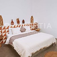 Stunning Modern Villa Walking Distance To Berawa Beach. Villas in Bali for Sale: Вилла в Берава (Чангу), Балиан за 367 тыс. USD. Leasehold. Предварительный просмотр фото #5