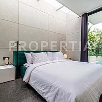 Prime Berawa Villa Minutes From The Beach. Villas in Bali for Sale: Вилла в Берава (Чангу), Балиан за 30,1 млн. RUB. Leasehold. Предварительный просмотр фото #4