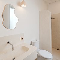 Trendy One-Bedroom Villa Apartment in Prime Canggu Location. Villas in Bali for Sale: Вилла в Чангу, Балиан за 10,2 млн. RUB. Leasehold. Предварительный просмотр фото #6