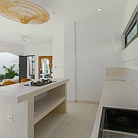 Modern Mediterranean-Style Three-Bedroom Villa with Rooftop Terrace, Close to Pererenan Beach. Villas in Bali for Sale: Вилла в Чангу, Балиан за 295 тыс. USD. Leasehold. Предварительный просмотр фото #5