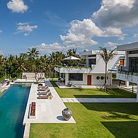 Incredible Five-Bedroom Villa built by Well-Known Architects with Splendid Views, in Canggu. Villas in Bali for Sale: Вилла в Чангу, Балиан за 2250 тыс. USD. Leasehold. Предварительный просмотр фото #1