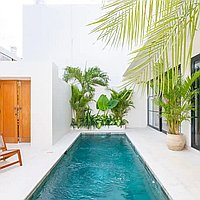 Charming 1-bedroom villa with rooftop in north of Tumbak Bayuh. Villas in Bali for Sale: Вилла в Чангу, Балиан за 136 тыс. USD. Leasehold. Предварительный просмотр фото #1