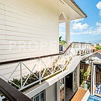 Amazing Turnkey Villa In The Heart Of Berawa. Villas in Bali for Sale: Vila di dalam Berawa (Canggu), Bali untuk 4,9 Miliar IDR. Leasehold. Pratinjau foto #12