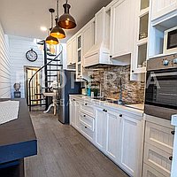 Amazing Turnkey Villa In The Heart Of Berawa. Villas in Bali for Sale: Вилла в Берава (Чангу), Балиан за 290 тыс. USD. Leasehold. Предварительный просмотр фото #1