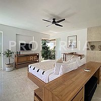 Charming Villa In Berawa Steps From The Beach. Villas in Bali for Sale: Vila di dalam Berawa (Canggu), Bali untuk 3,6 Miliar IDR. Leasehold. Pratinjau foto #7