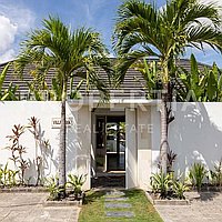 Tropical Elegance In Berawa. Villas in Bali for Sale: Вилла в Берава (Чангу), Балиан за 7,8 млрд. IDR. Leasehold. Предварительный просмотр фото #16