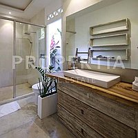 Tropical Elegance In Berawa. Villas in Bali for Sale: Вилла в Берава (Чангу), Балиан за 36,0 млн. RUB. Leasehold. Предварительный просмотр фото #2