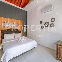 Stunning & Spacious Living In Prime Berawa. Villas in Bali for Sale: Вилла в Берава (Чангу), Балиан за 379 тыс. USD. Leasehold. Предварительный просмотр фото #1