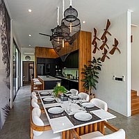 Stylish 4-bedroom villa in serene Tumbak Bayuh . Villas in Bali for Sale: Вилла в Чангу, Балиан за 388 тыс. USD. Leasehold. Предварительный просмотр фото #4