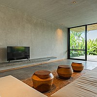 Modern three bedroom villa in tranquil Tumbak Bayuh village. Villas in Bali for Sale: Вилла в Чангу, Балиан за 712 тыс. USD. Leasehold. Предварительный просмотр фото #5