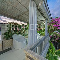 Modern Elegance In Berawa. Villas in Bali for Sale: Вилла в Берава (Чангу), Балиан за 2,9 млрд. IDR. Leasehold. Предварительный просмотр фото #9