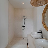 Long Lease: Two-bedroom Villa with Rooftop Lounge in Serene Tumbak Bayuh, Near to the Beach. Villas in Bali for Sale: Вилла в Чангу, Балиан за 210 тыс. USD. Leasehold. Предварительный просмотр фото #8