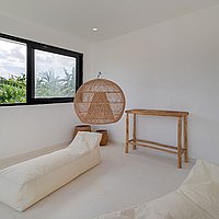 Long Lease: Two-bedroom Villa with Rooftop Lounge in Serene Tumbak Bayuh, Near to the Beach. Villas in Bali for Sale: Вилла в Чангу, Балиан за 210 тыс. USD. Leasehold. Предварительный просмотр фото #11