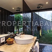 Industrial Inspired Villa In Nelayan. Villas in Bali for Sale: Вилла в Чангу, Балиан за 424 тыс. USD. Leasehold. Предварительный просмотр фото #5