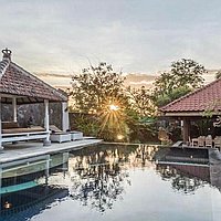 Stunning five-bedroom family villa in the heart of Batu Bolong. Villas in Bali for Sale: Вилла в Чангу, Балиан за 1482 тыс. USD. Freehold. Предварительный просмотр фото #3