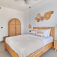 Rustic Two-Bedroom Villa in Tumbak Bayuh, a Short Drive to the Beach. Villas in Bali for Sale: Vila di dalam Canggu, Bali untuk 3,1 Miliar IDR. Leasehold. Pratinjau foto #10